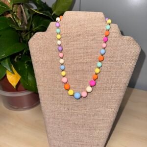 COLLAR ACERO CUENTAS COLORES