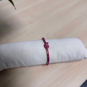 BRAZALETE DE ACERO CRISTALES MORADOS
