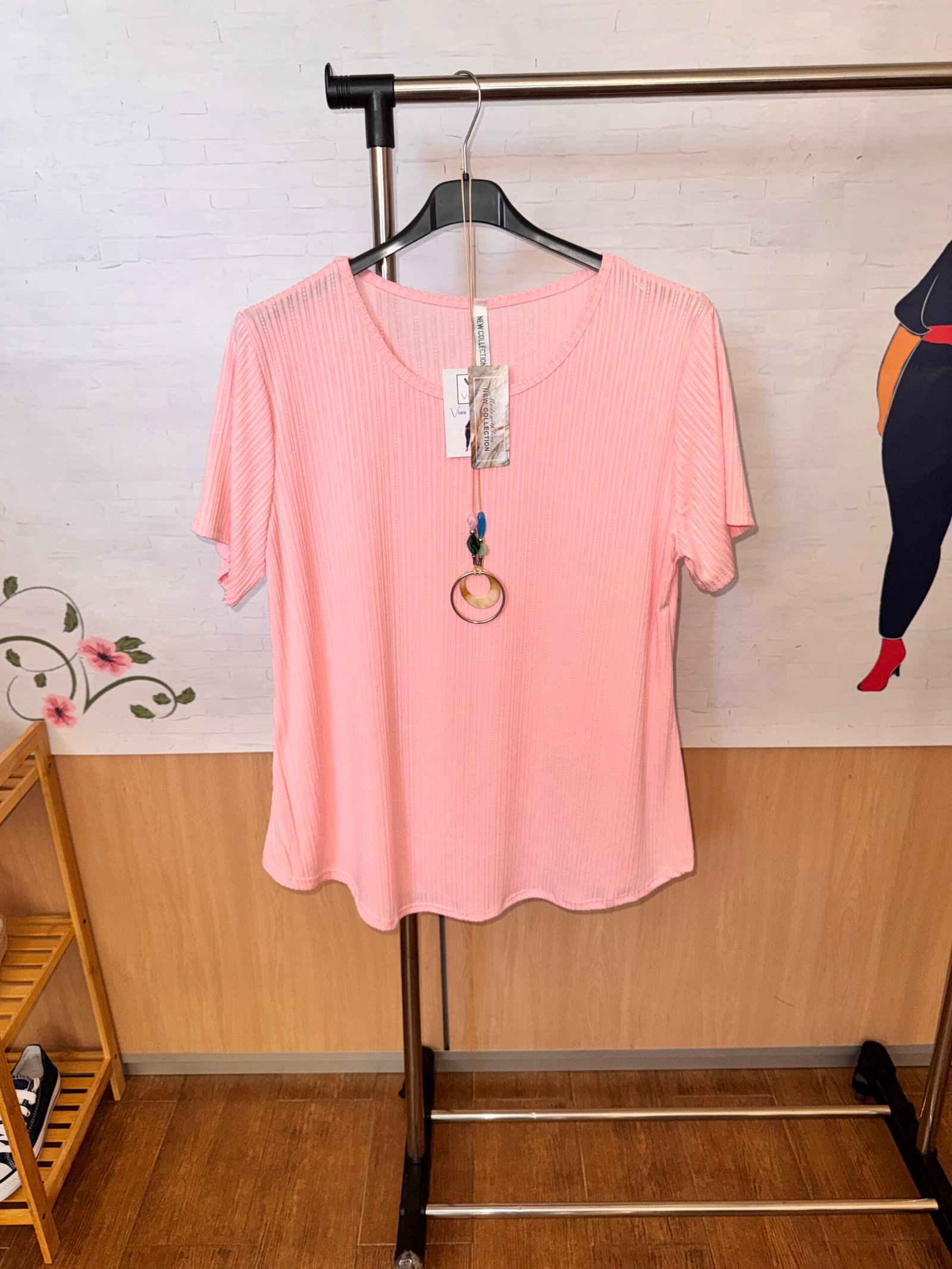 CAMISETA COMODIDAD ROSA - Imagen 3